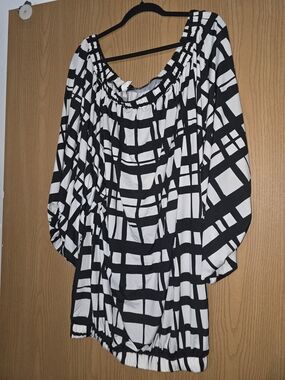 Black & White Geometric Dress- Women
